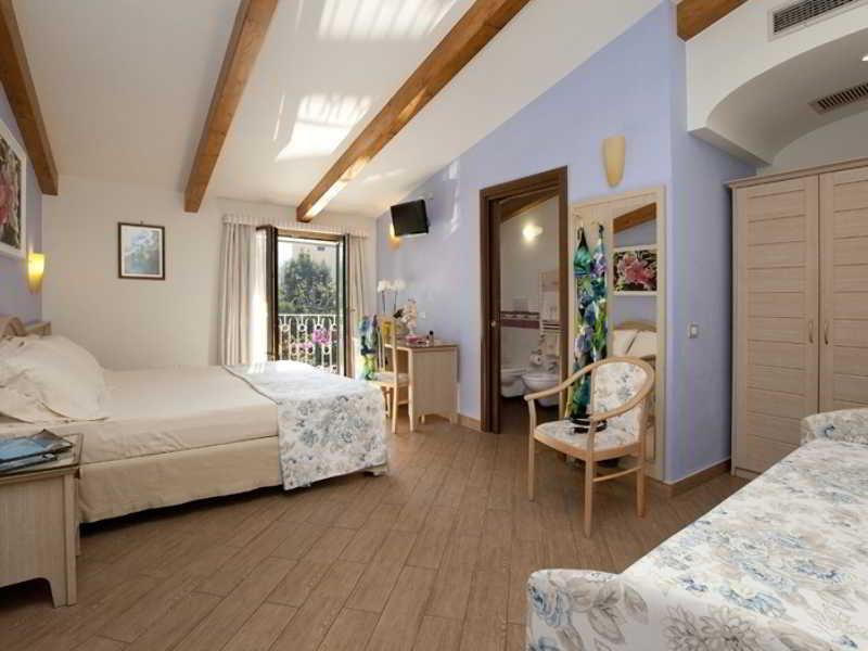 Relais Villa Angiolina Sorrento Eksteriør billede
