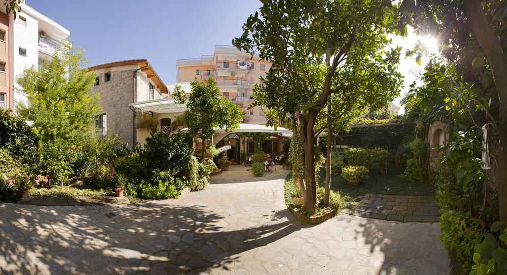 Relais Villa Angiolina Sorrento Eksteriør billede