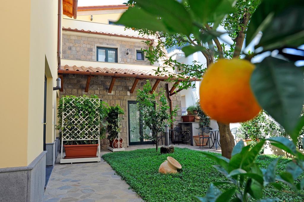 Relais Villa Angiolina Sorrento Eksteriør billede