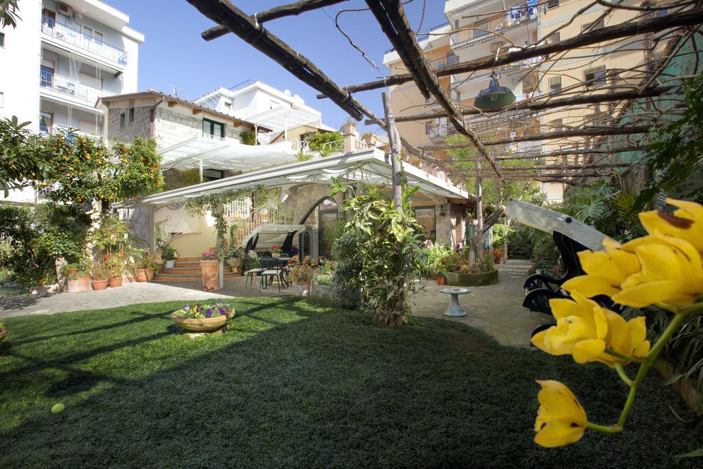 Relais Villa Angiolina Sorrento Eksteriør billede
