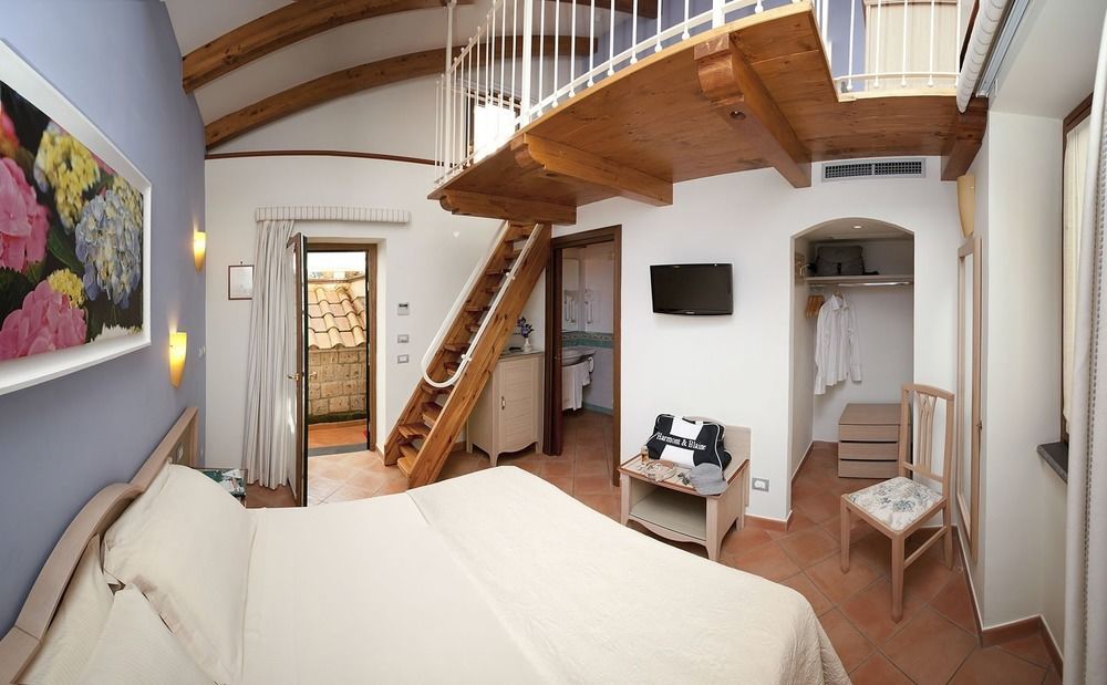 Relais Villa Angiolina Sorrento Eksteriør billede
