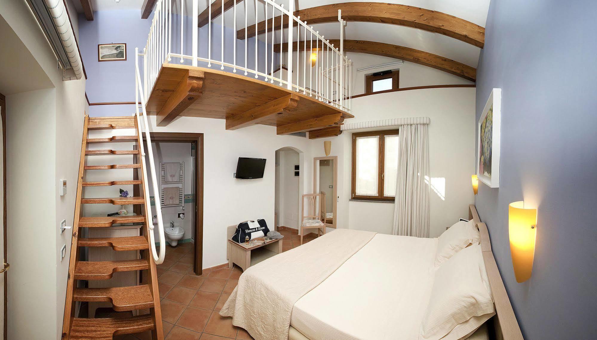 Relais Villa Angiolina Sorrento Eksteriør billede