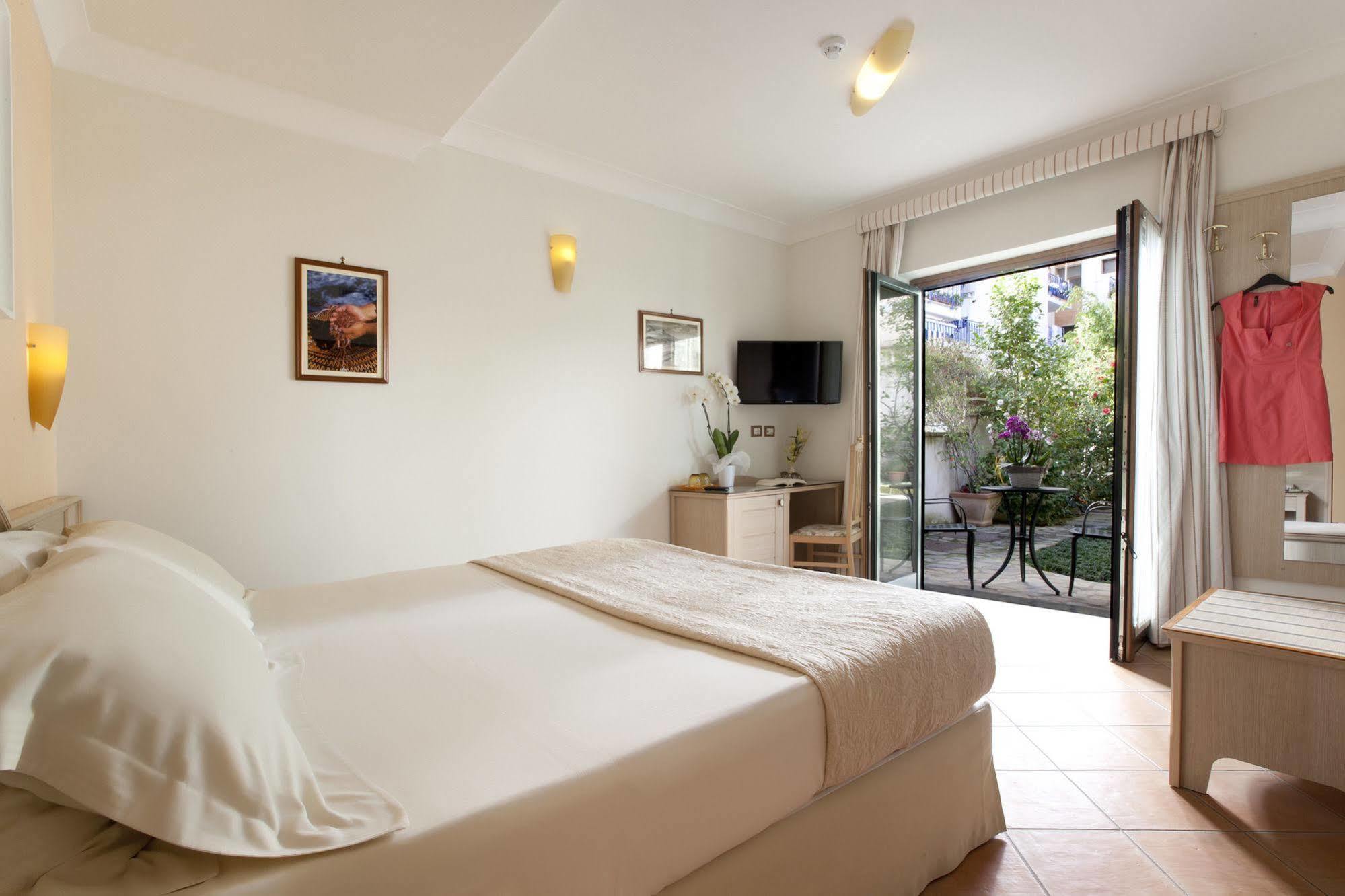 Relais Villa Angiolina Sorrento Eksteriør billede